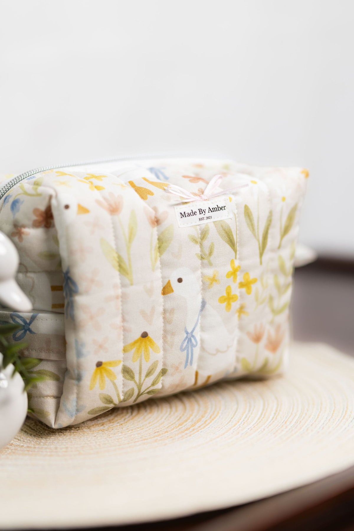 Dottie the Goose Everyday Puff Pouch