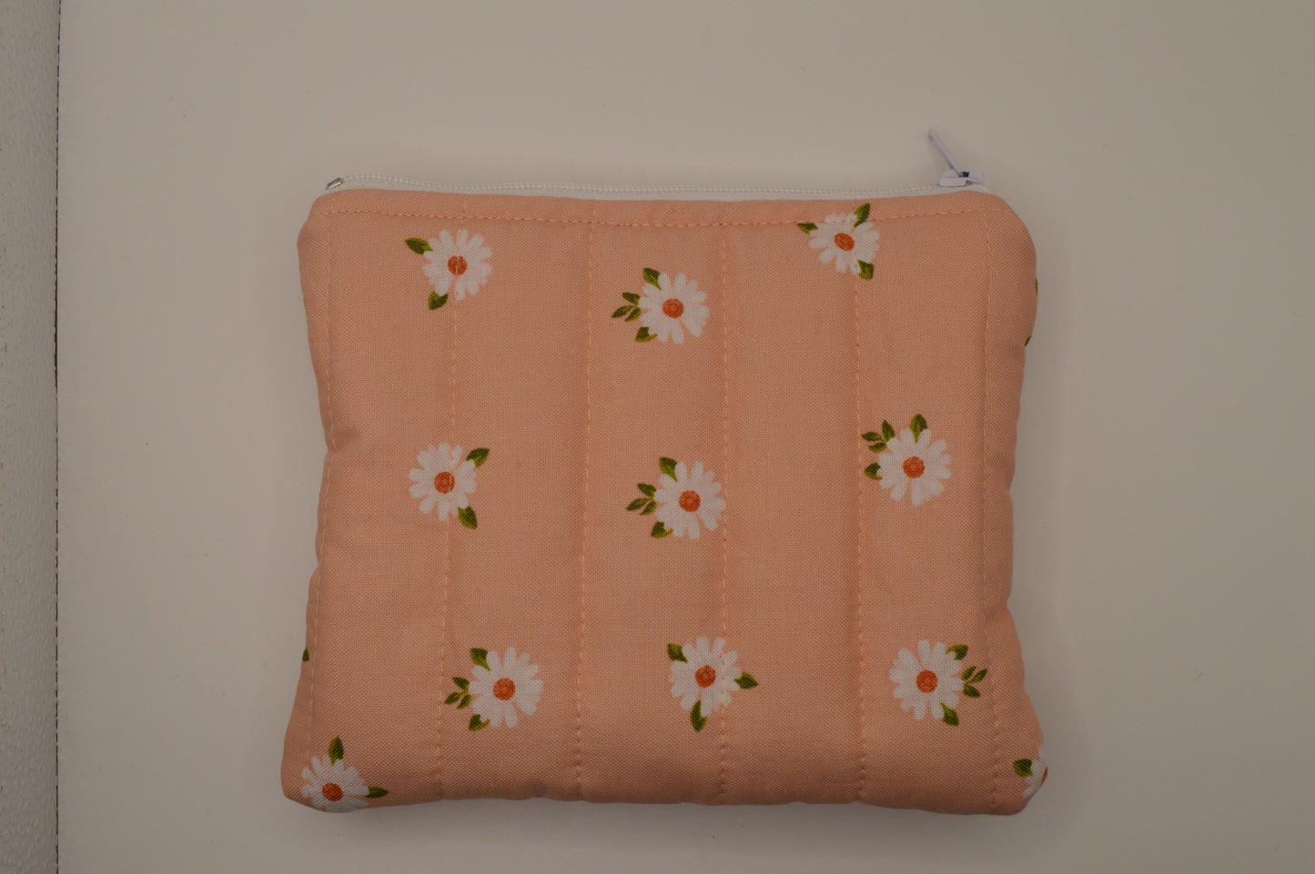 Pink Daisy Mini Puff Pouch- Small