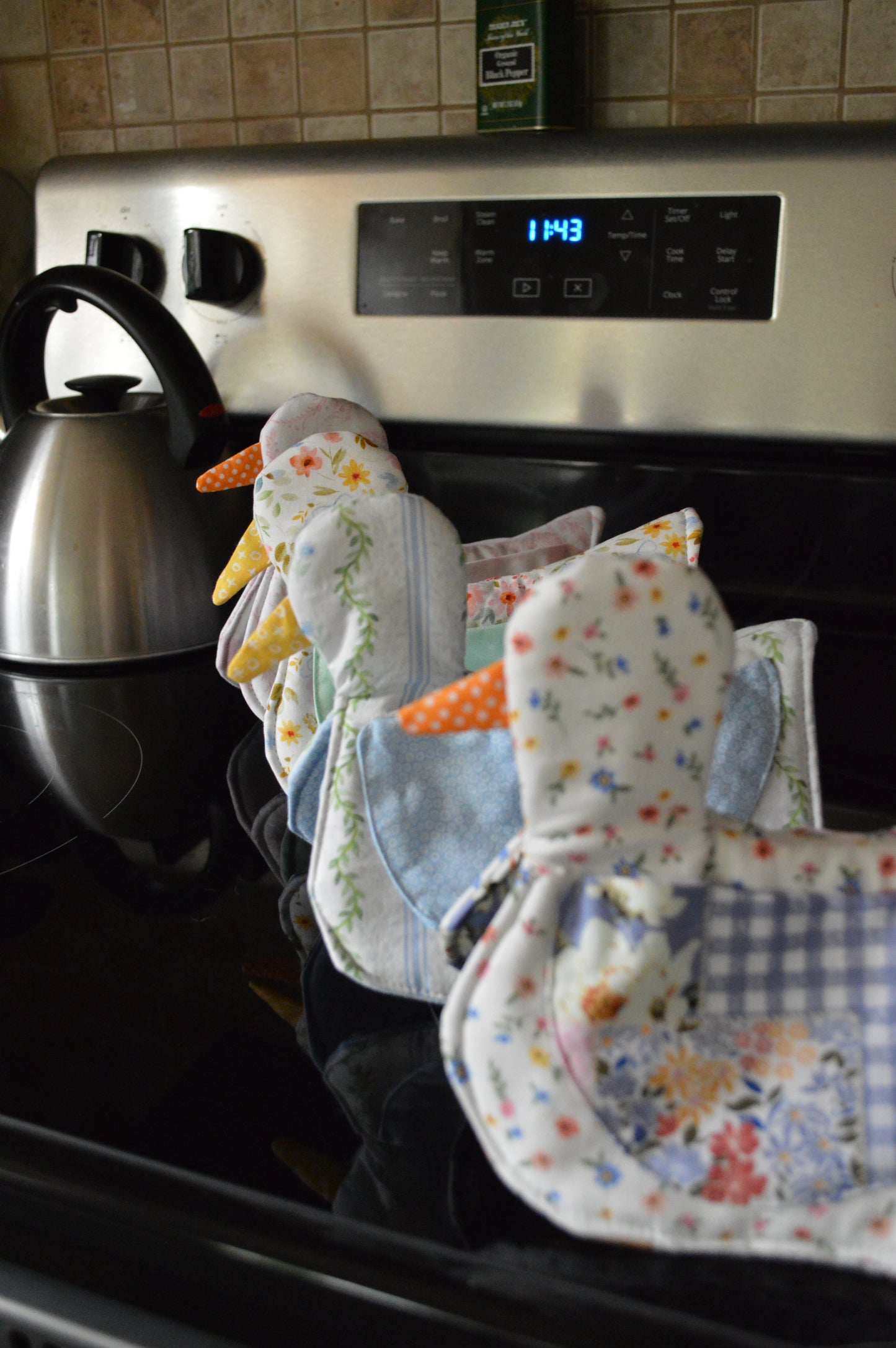 Sklya Silly Goose Pot Holder
