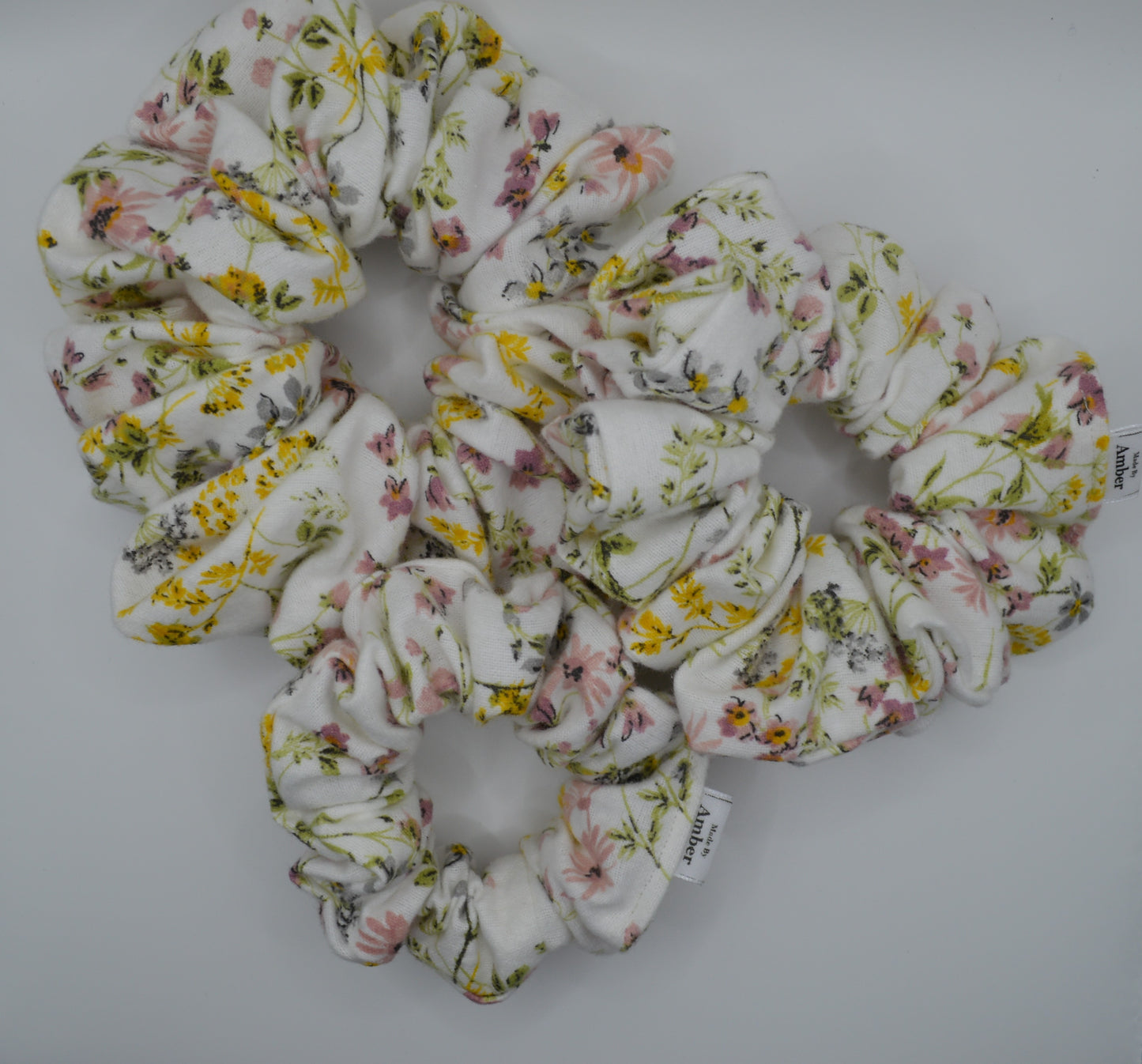 Taylor Petite Scrunchie
