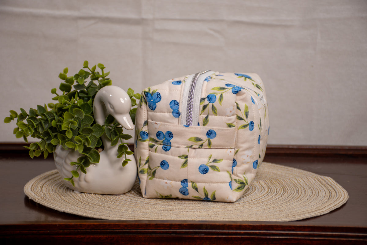 Blueberry Patch Everyday Puff Pouch