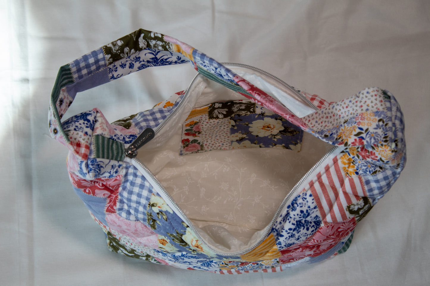 Winifred Classic Slouchy Bag
