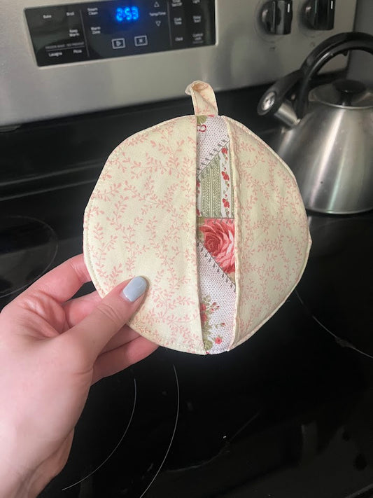 Rosaline Circle Pot Holder