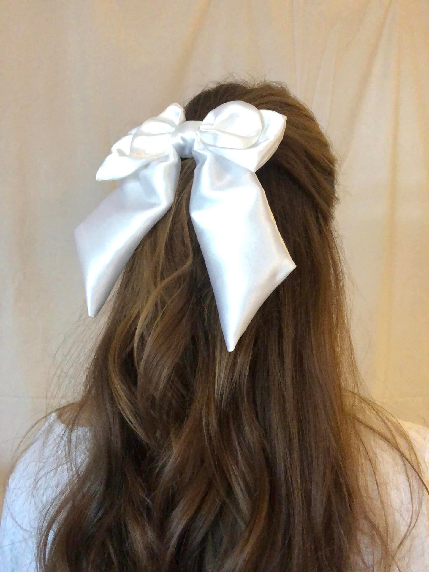 White Oversize Hair Bow