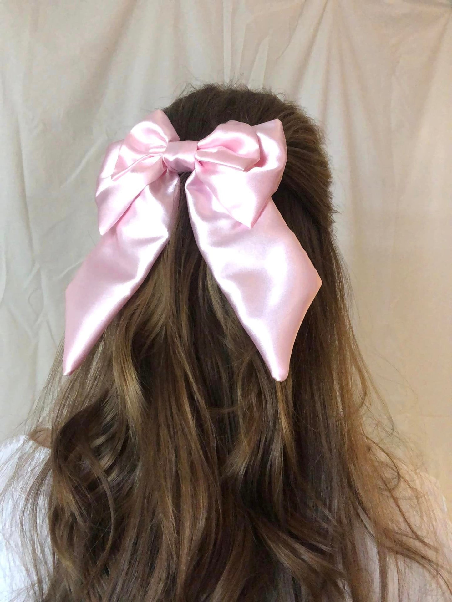 Light Pink Oversize Hair Bow