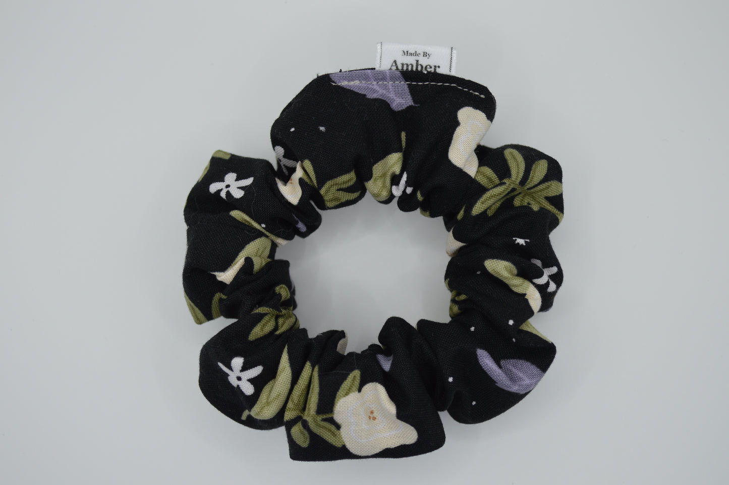 Delilah Petite Scrunchie