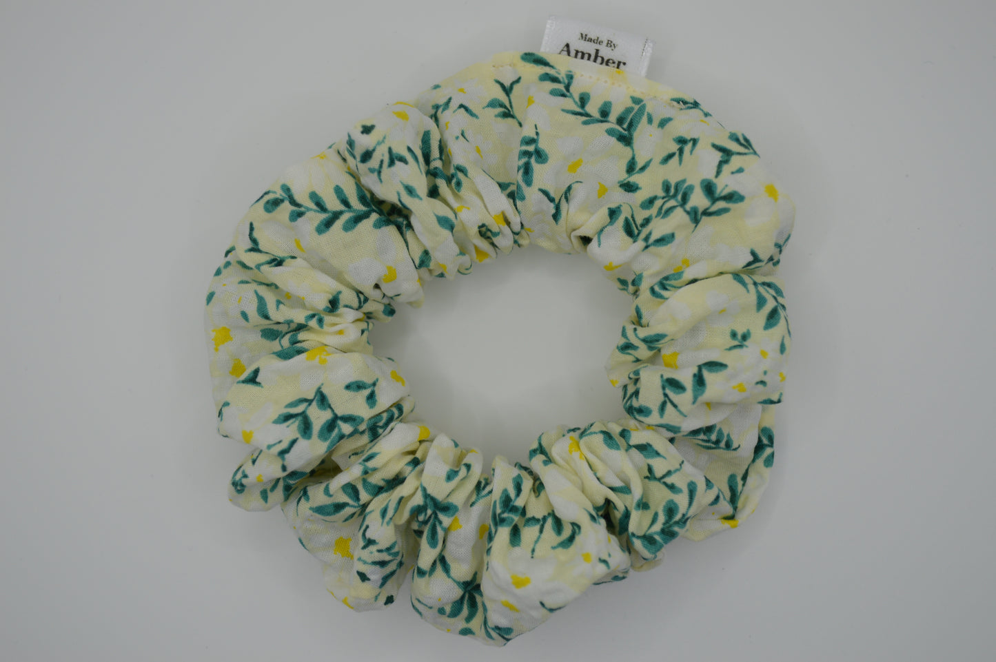 Amy Petite Scrunchie