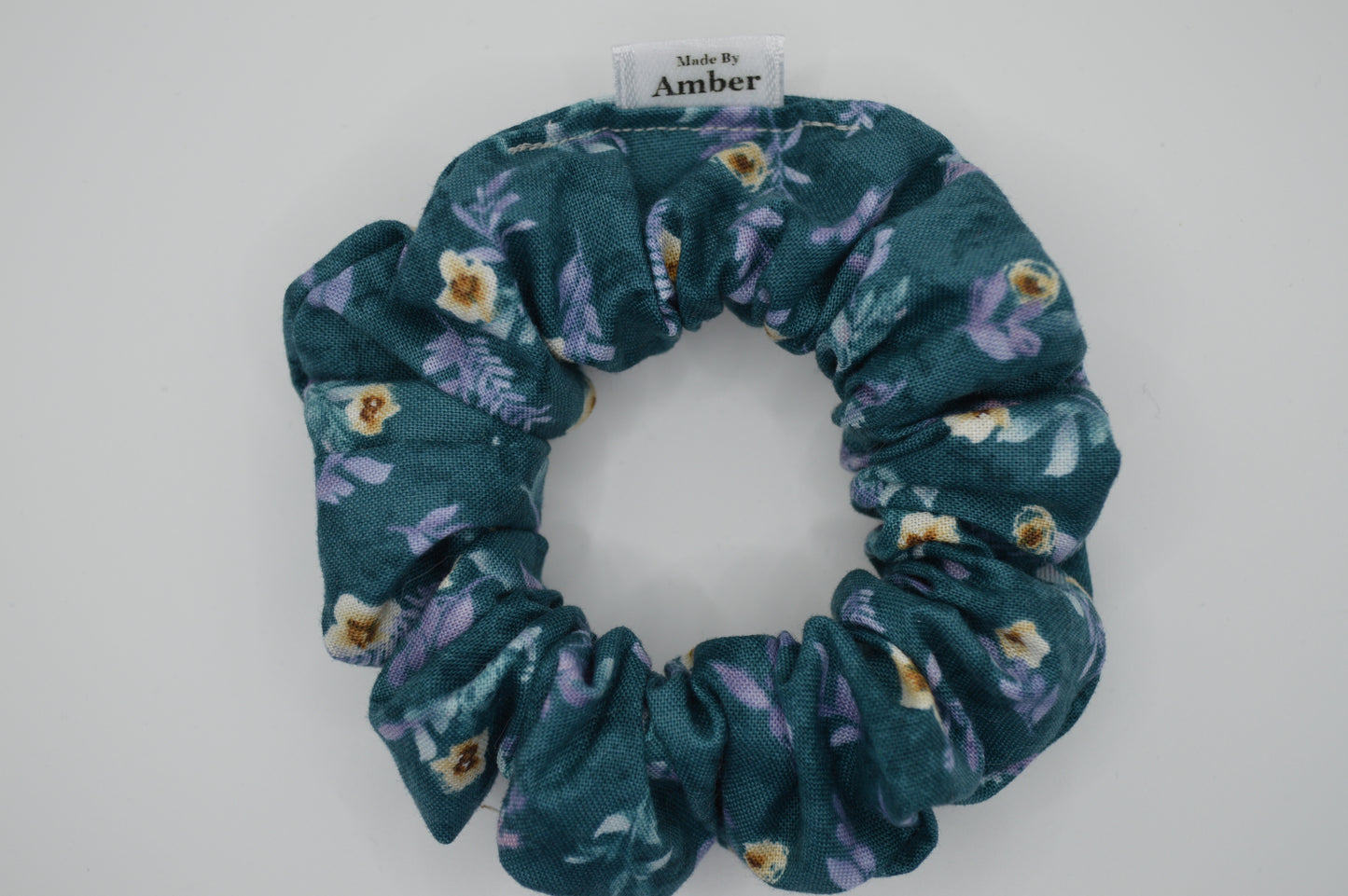 Barbara Petite Scrunchie