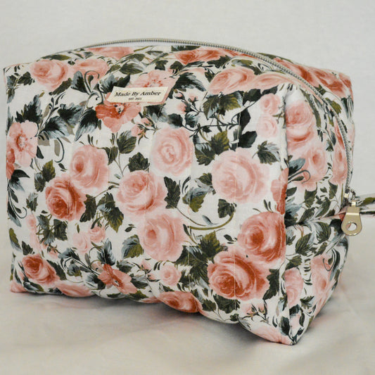 Janina Everyday Puff Pouch
