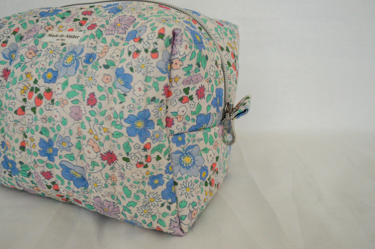 Stella Everyday Puff Pouch