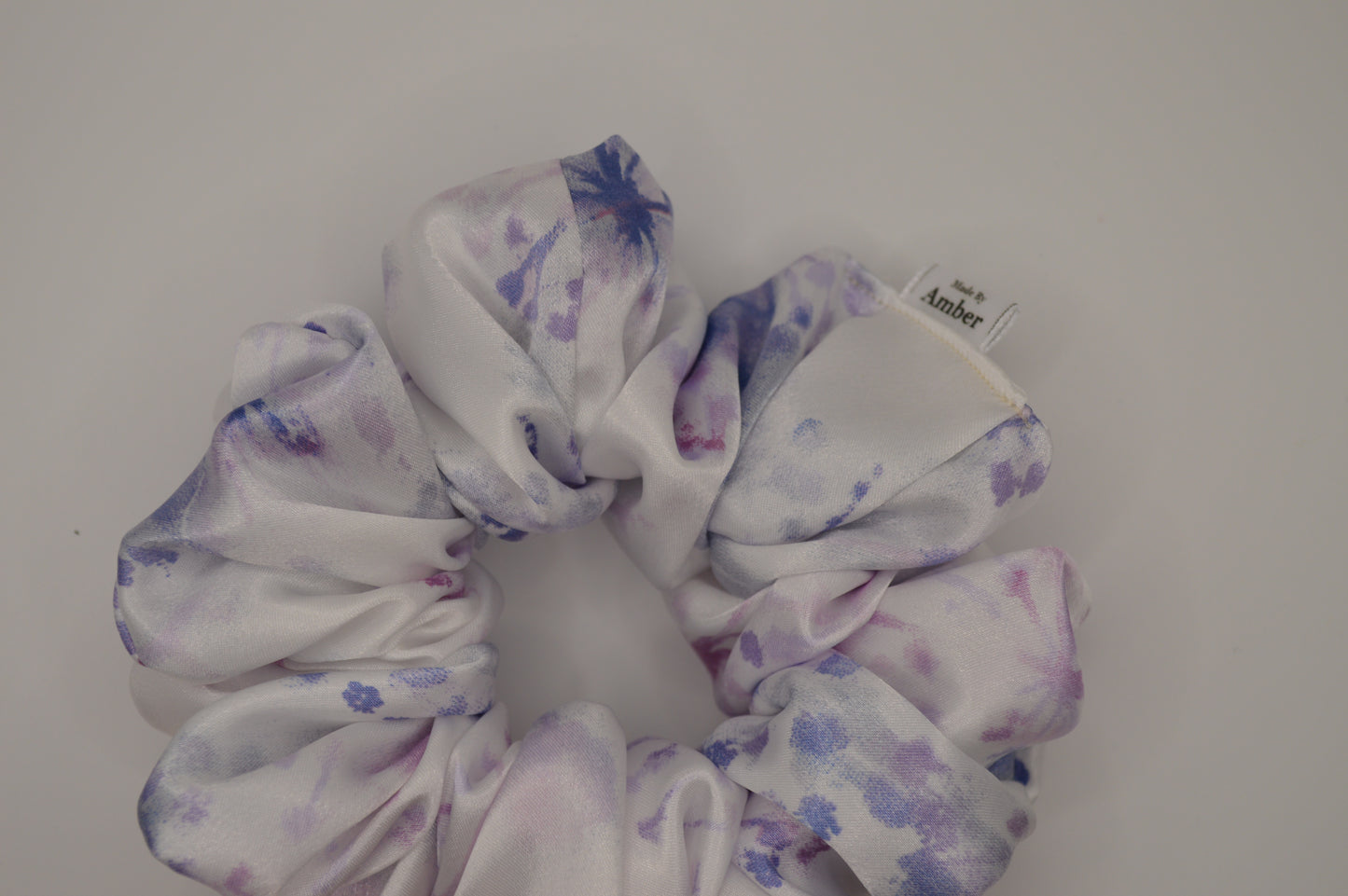 Dolly Scrunchie
