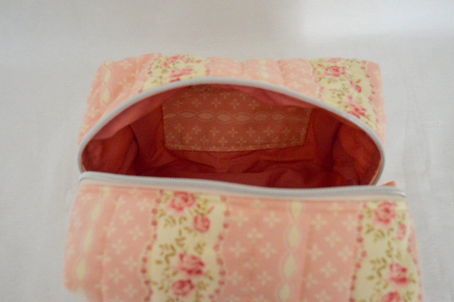 Sadie Everyday Puff Pouch