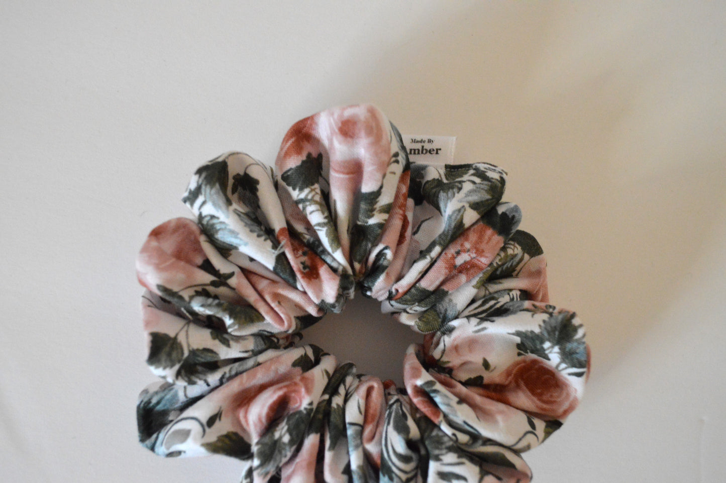 Valentina Scrunchie