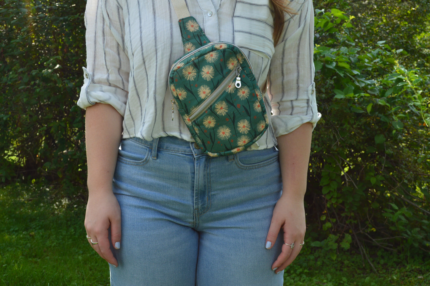 Teal Daisy Sling Bag