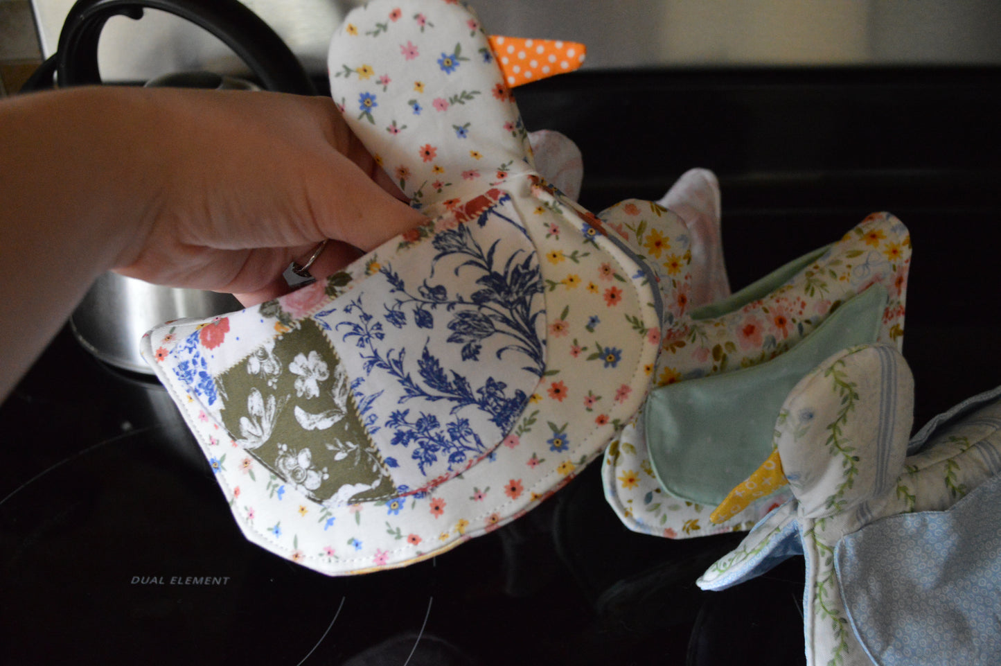 Willow Silly Goose Pot Holder