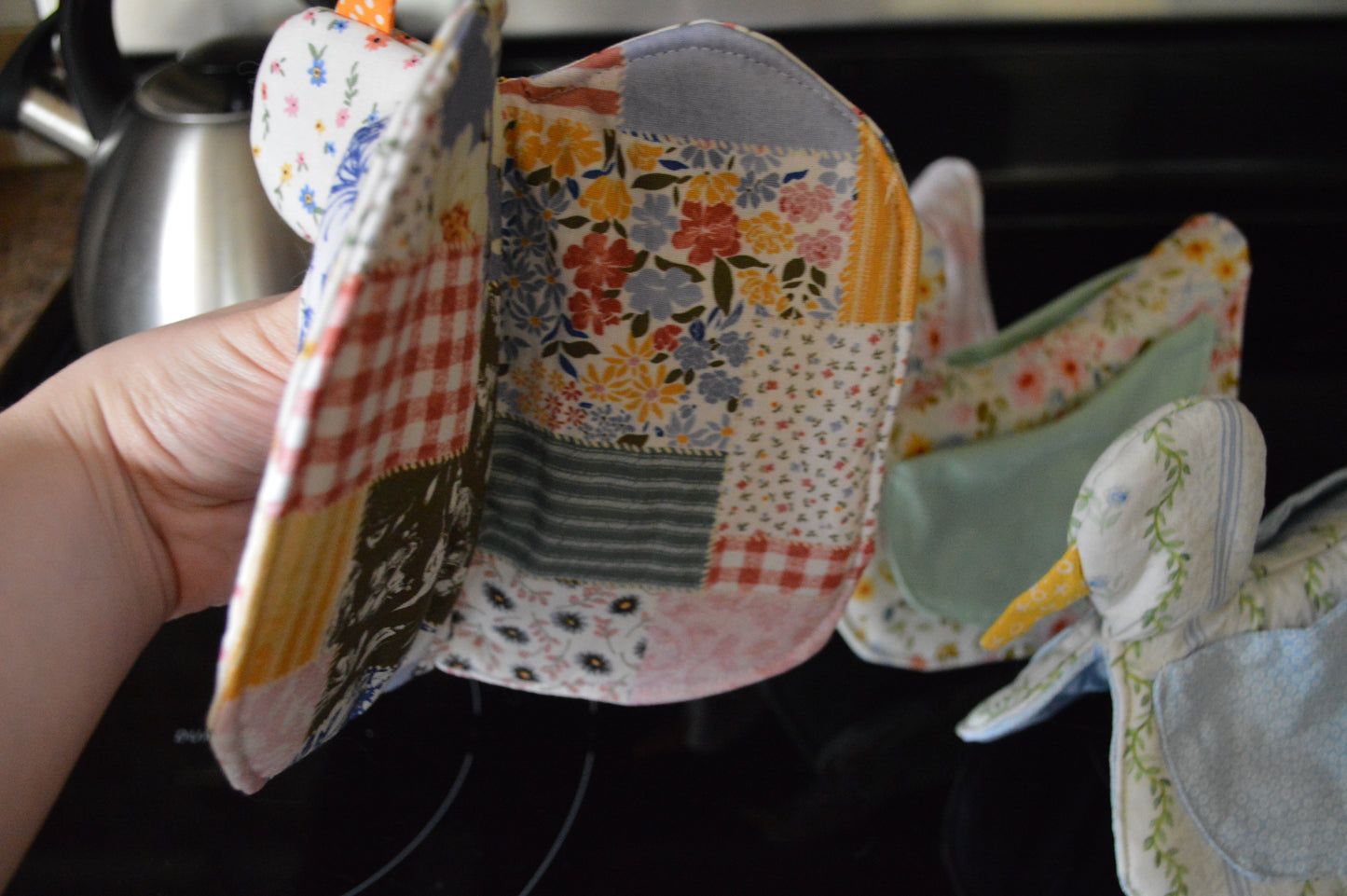 Willow Silly Goose Pot Holder
