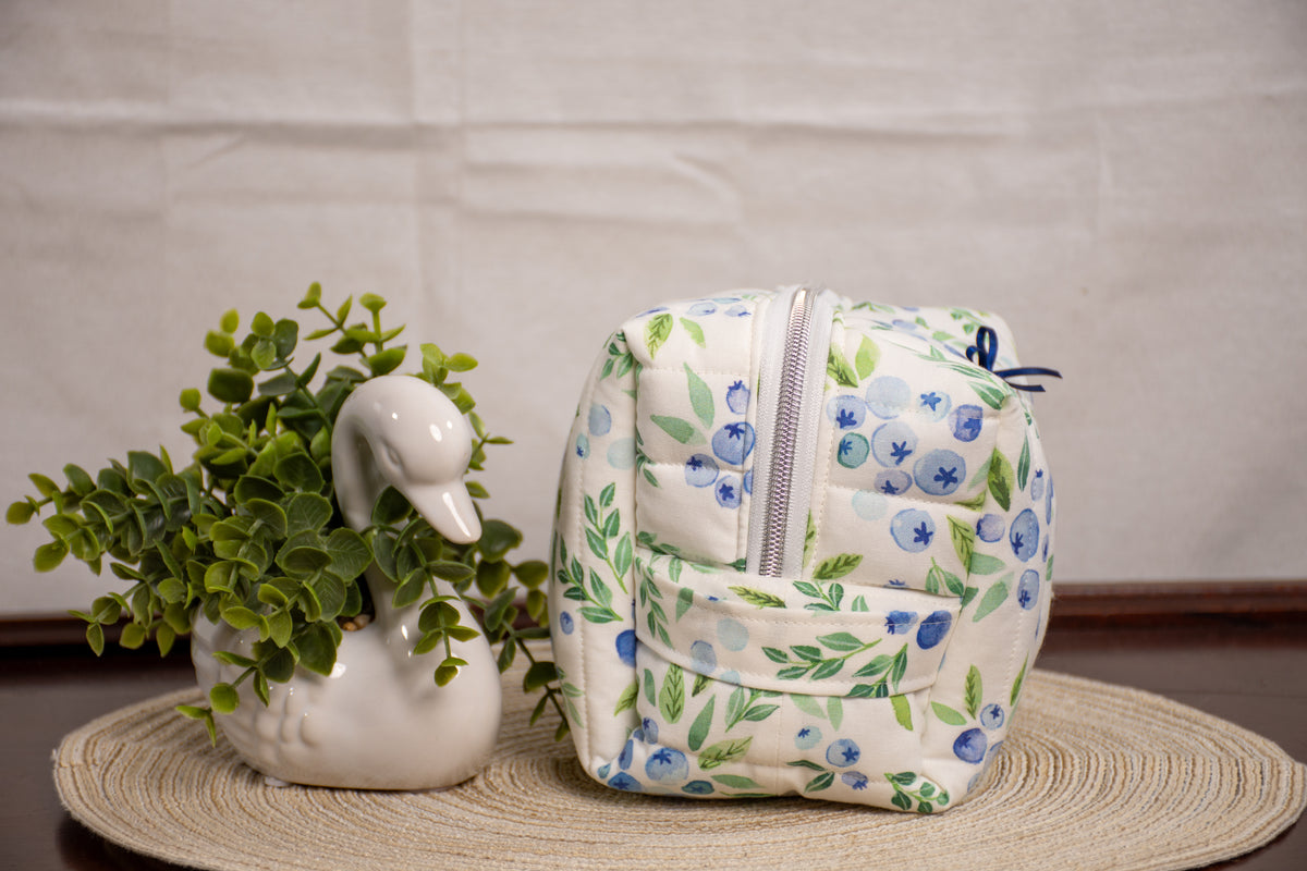 Blueberry Hill Mini Every Day Puff Pouch