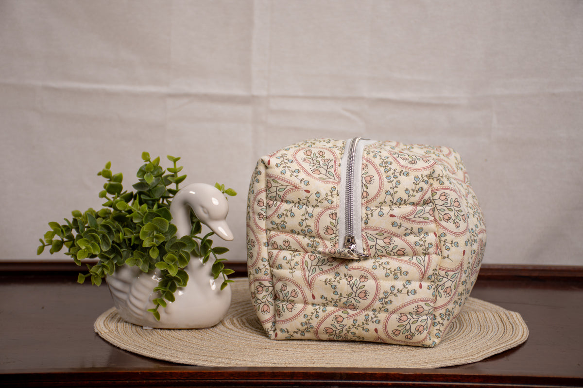 Jane Everyday Puff Pouch