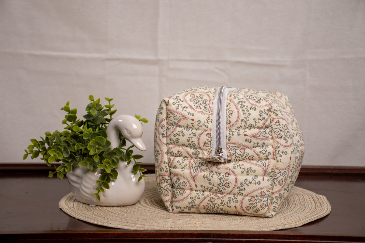 Jane Everyday Puff Pouch