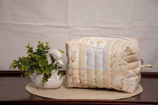 Beatrice  Everyday Puff Pouch