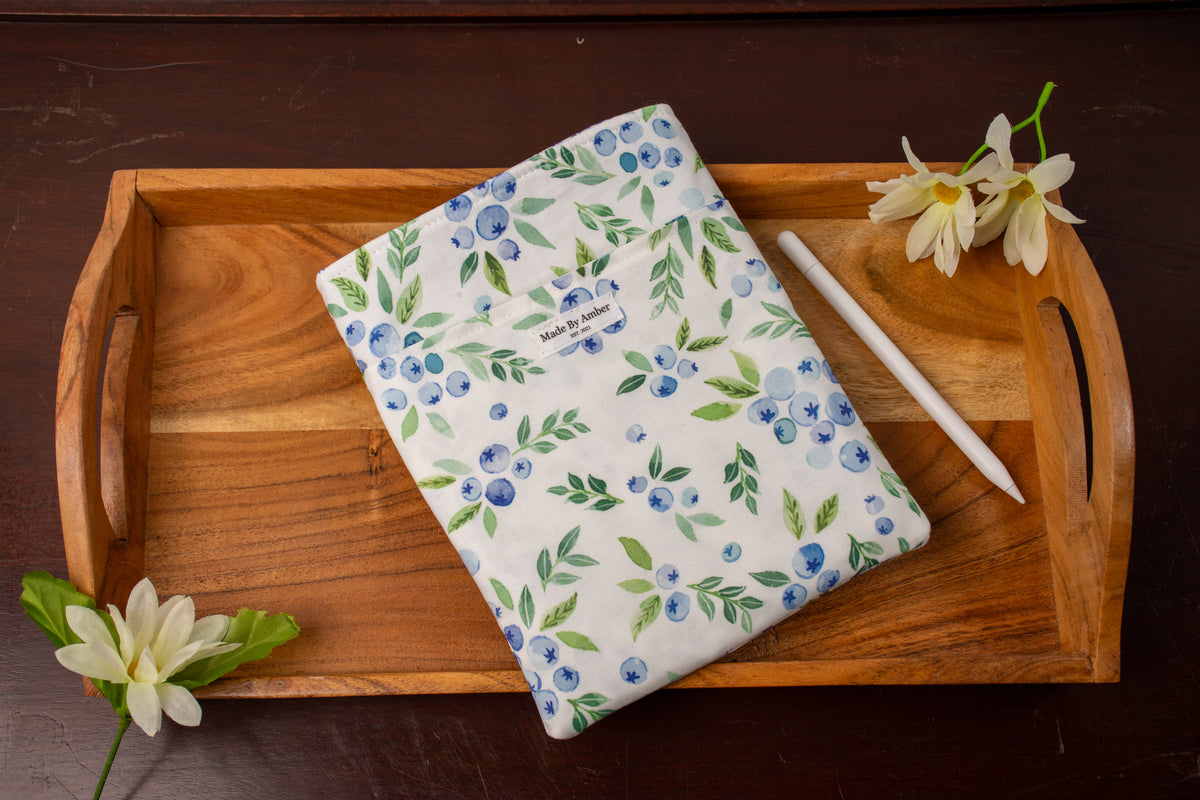 Blueberry Hill Kindle Sleeve