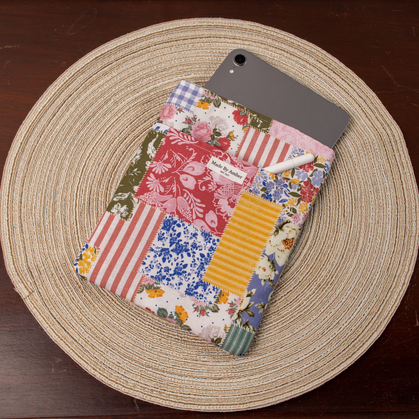 Winifred Kindle Sleeve