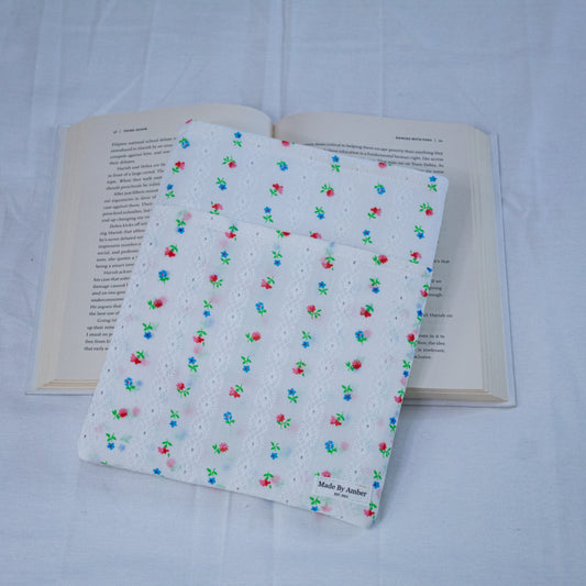 Book Sleeve- Vintage White Floral
