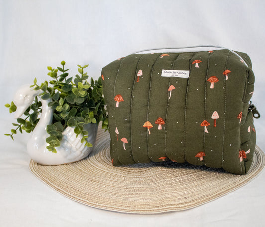 Nina Everyday Puff Pouch