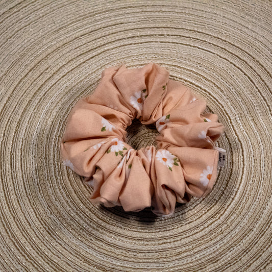 Pink Daisy Scrunchie