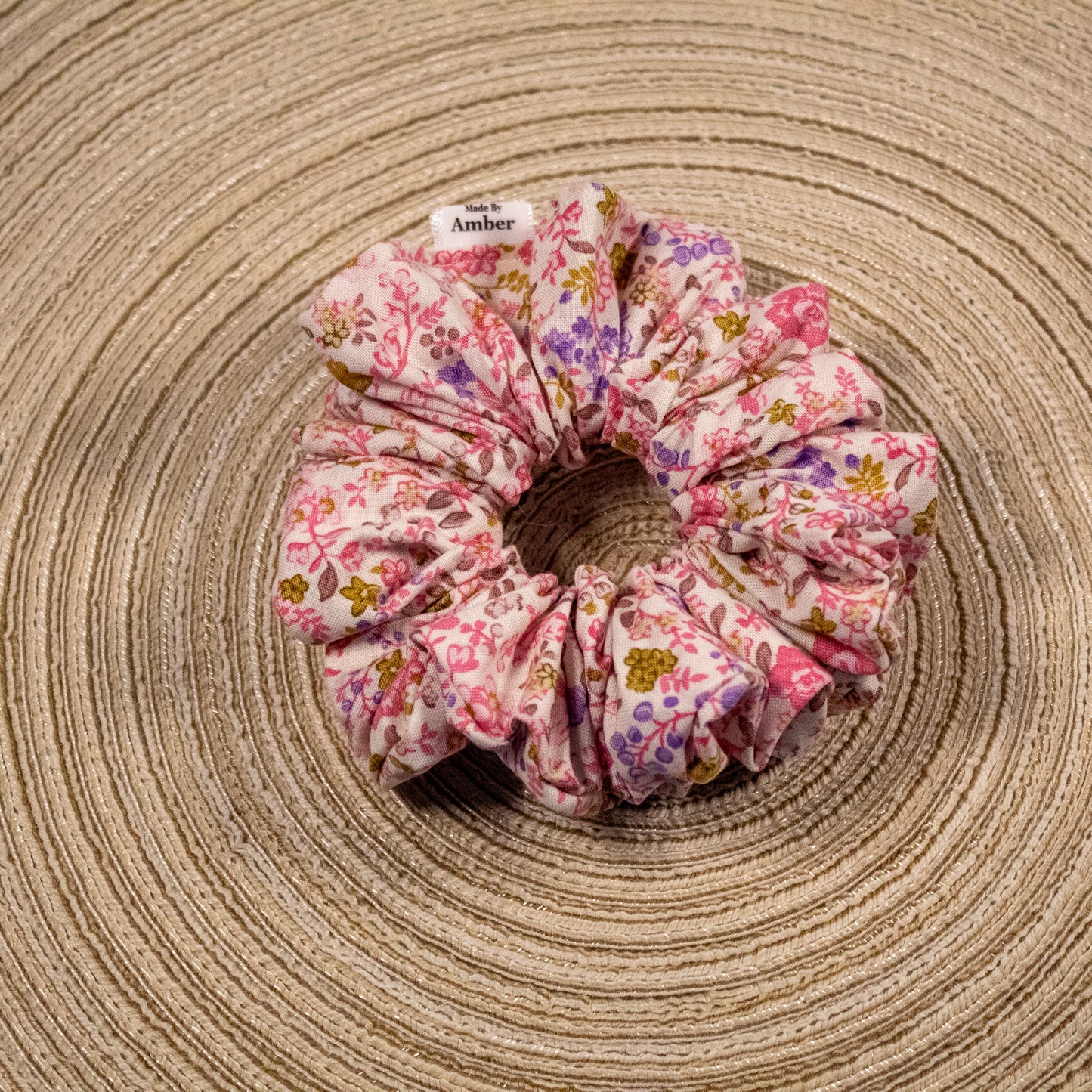 Betsy Scrunchie