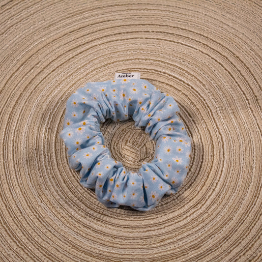 Mini Daisy Scrunchie