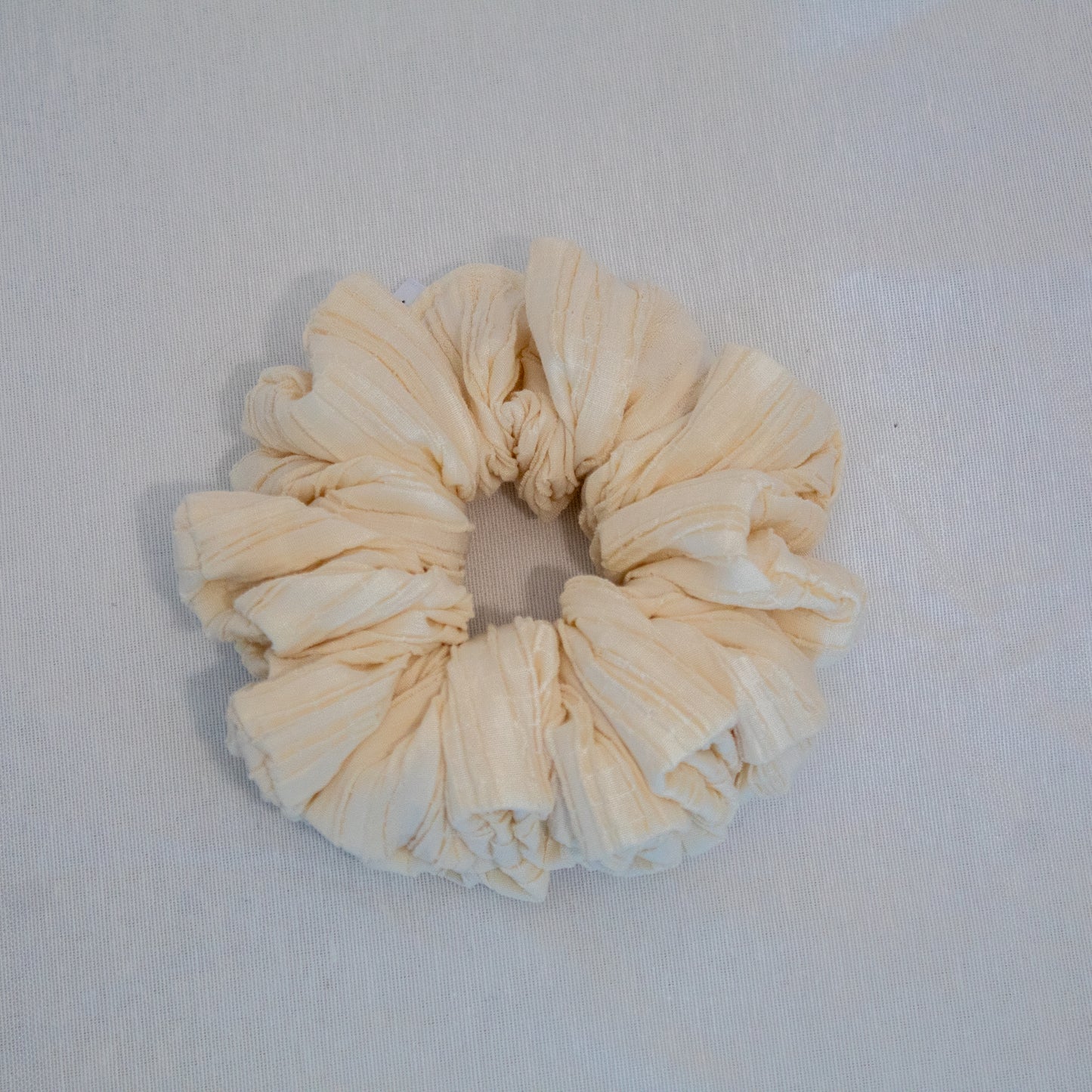 Pearl Scrunchie