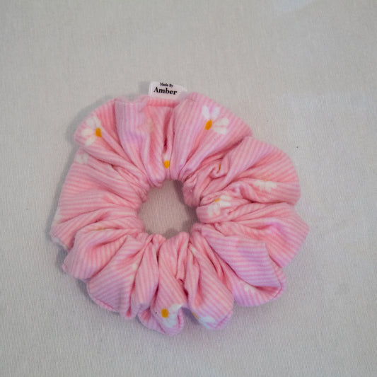 Daisy Scrunchie