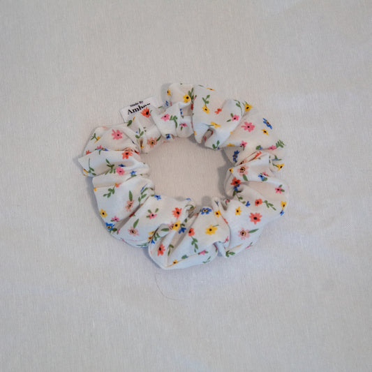 Lillian Petite Scrunchie