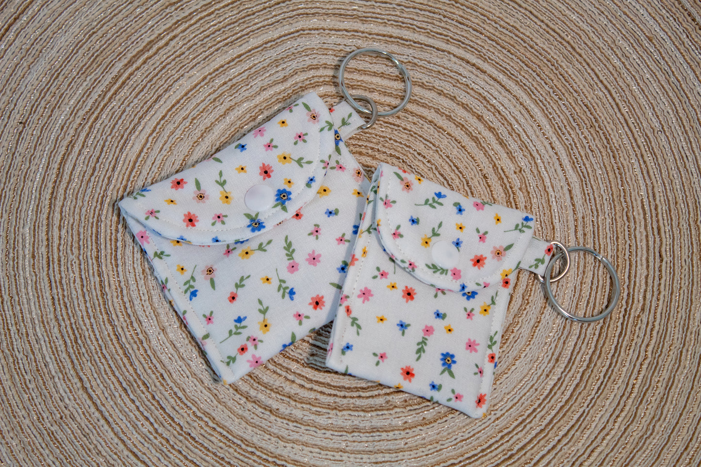 Earbud Case- Lillian