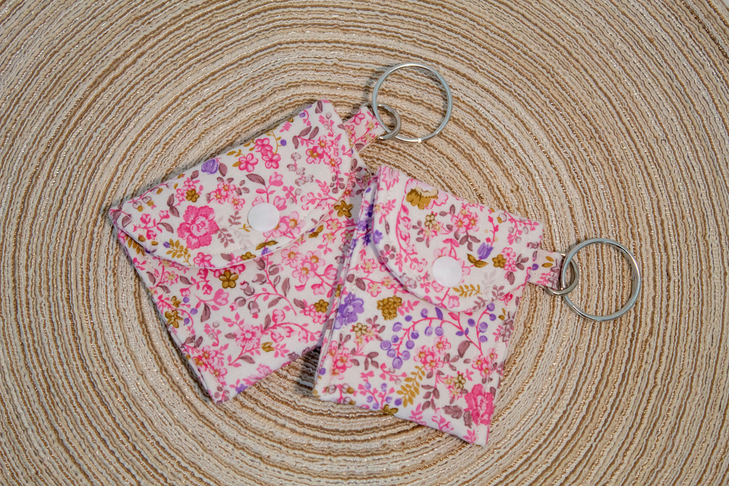 Earbud Case- Betsy