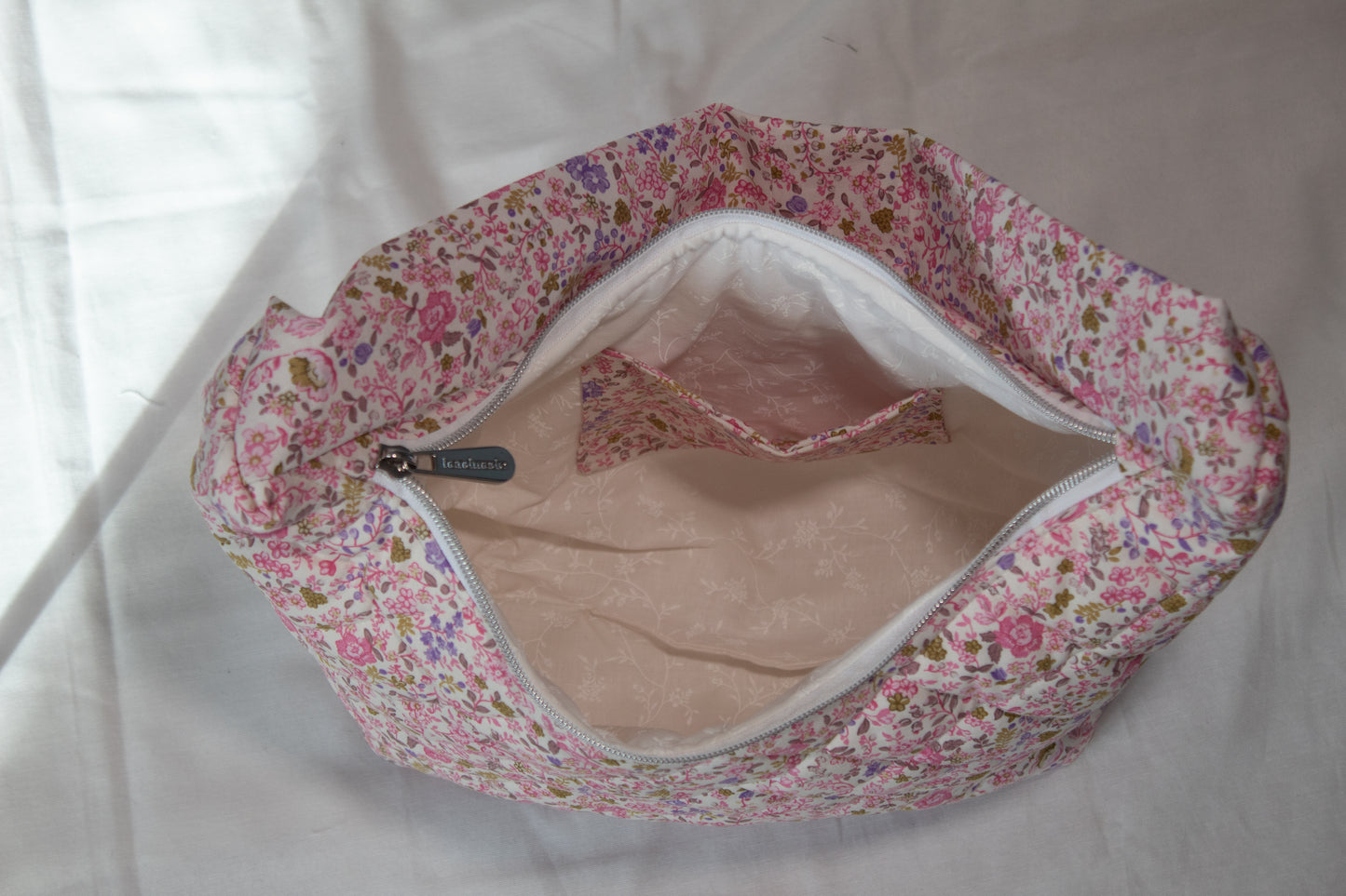 Betsy Classic Slouchy Bag