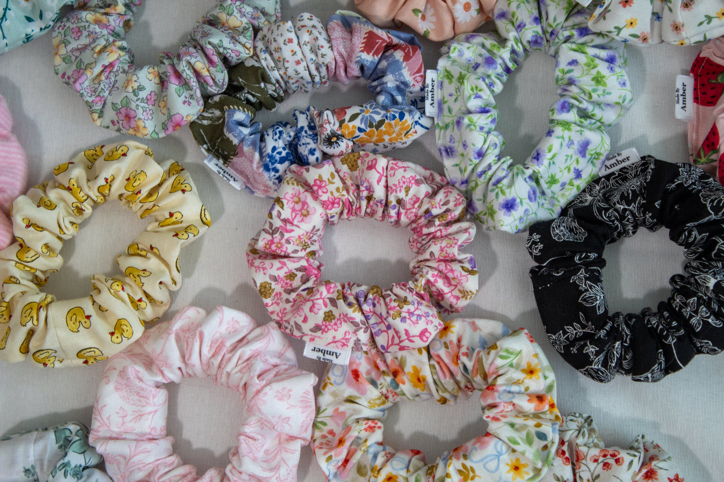 Betsy Petite Scrunchie