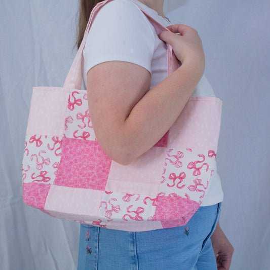 Quilted Market Tote Bag- Pink Bows