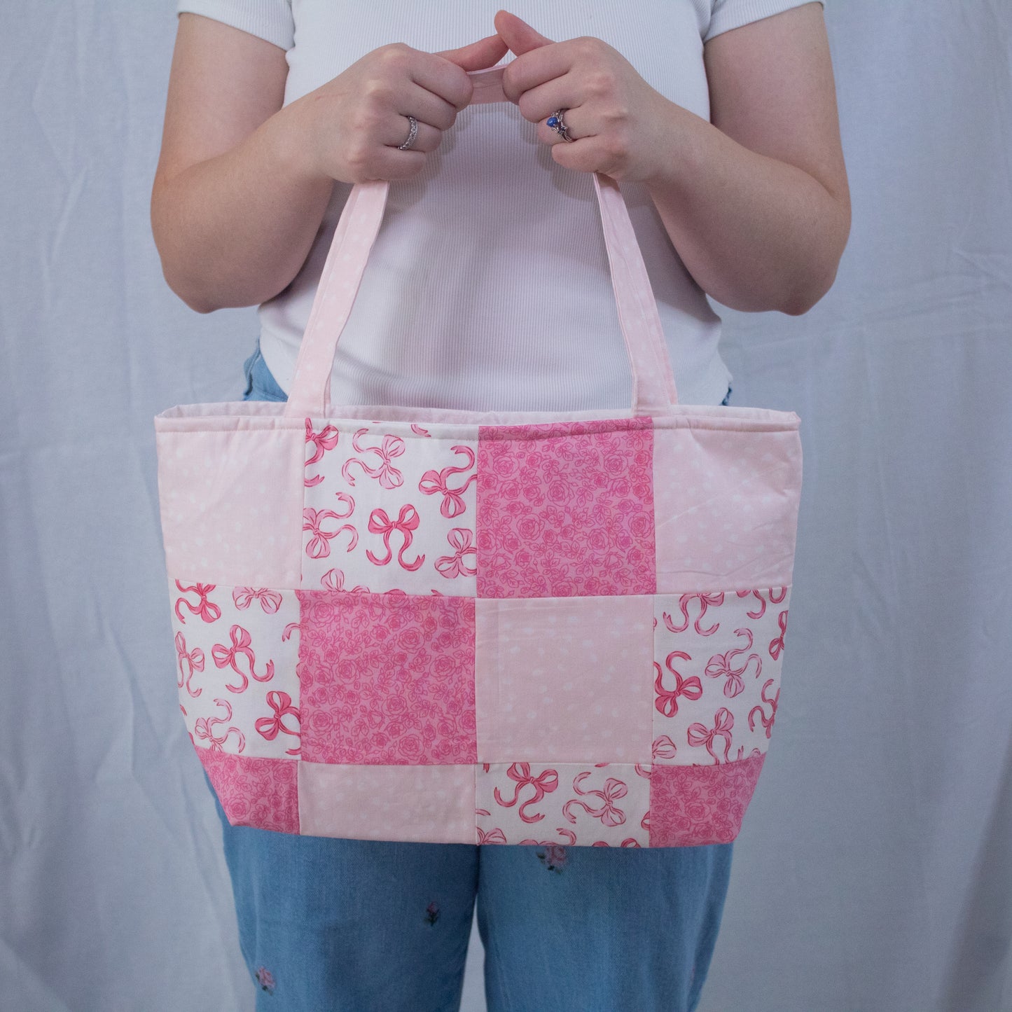 Quilted Market Tote Bag- Pink Bows