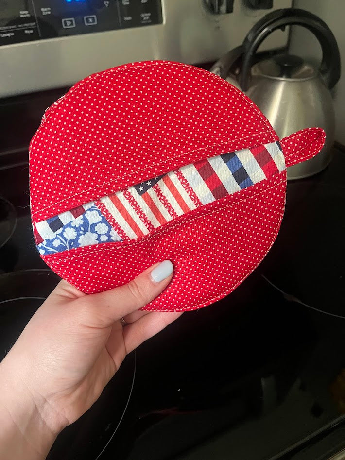 Patriot Circle Pot Holder