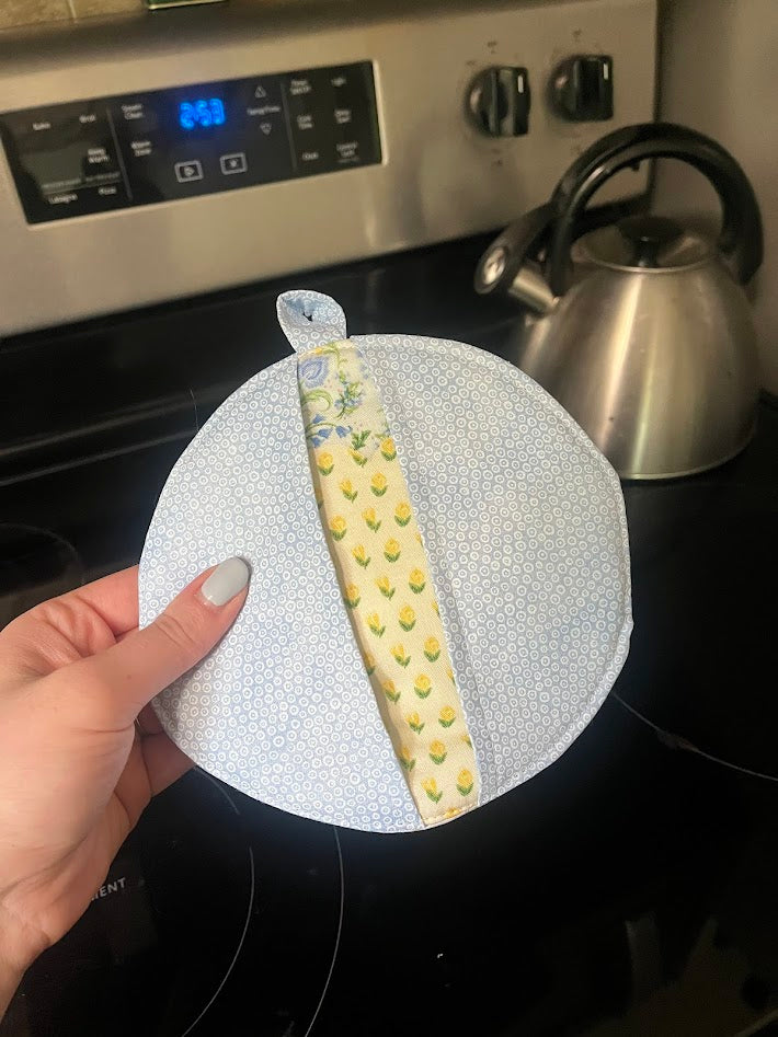 Nyla Circle Pot Holder