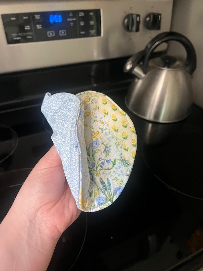 Nyla Circle Pot Holder