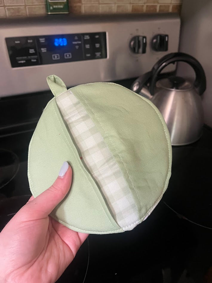 Lucy Goose Circle Pot Holder